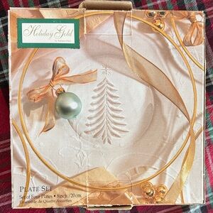 Indiana Glass Holiday Plate Set with Gold Accents
